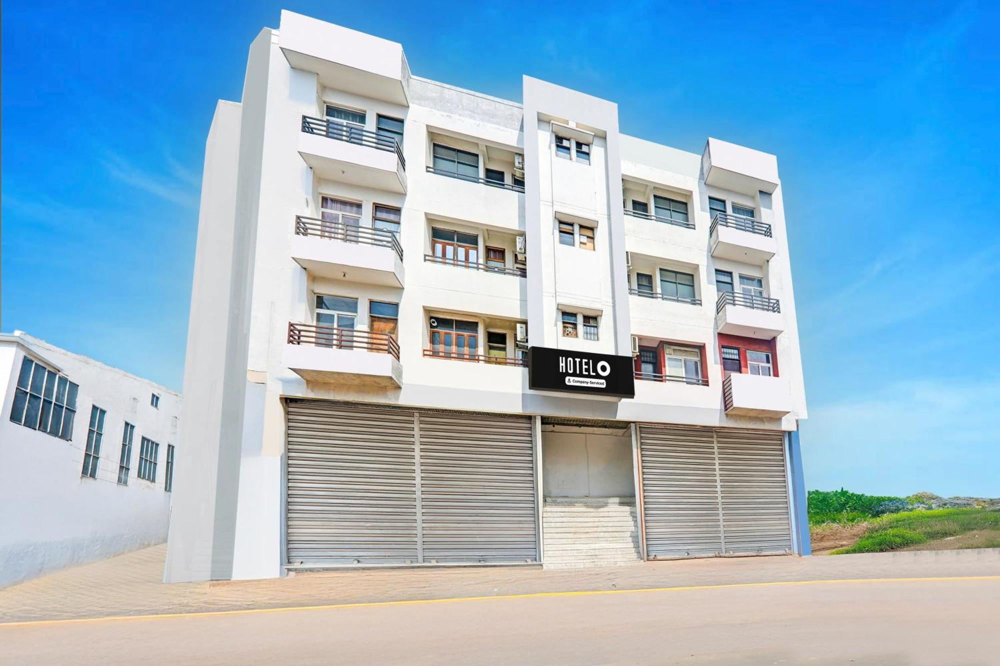 Super Hotel O Jankipuram Near Sahara State Formerly Basera Homes Hasanganj Exterior photo