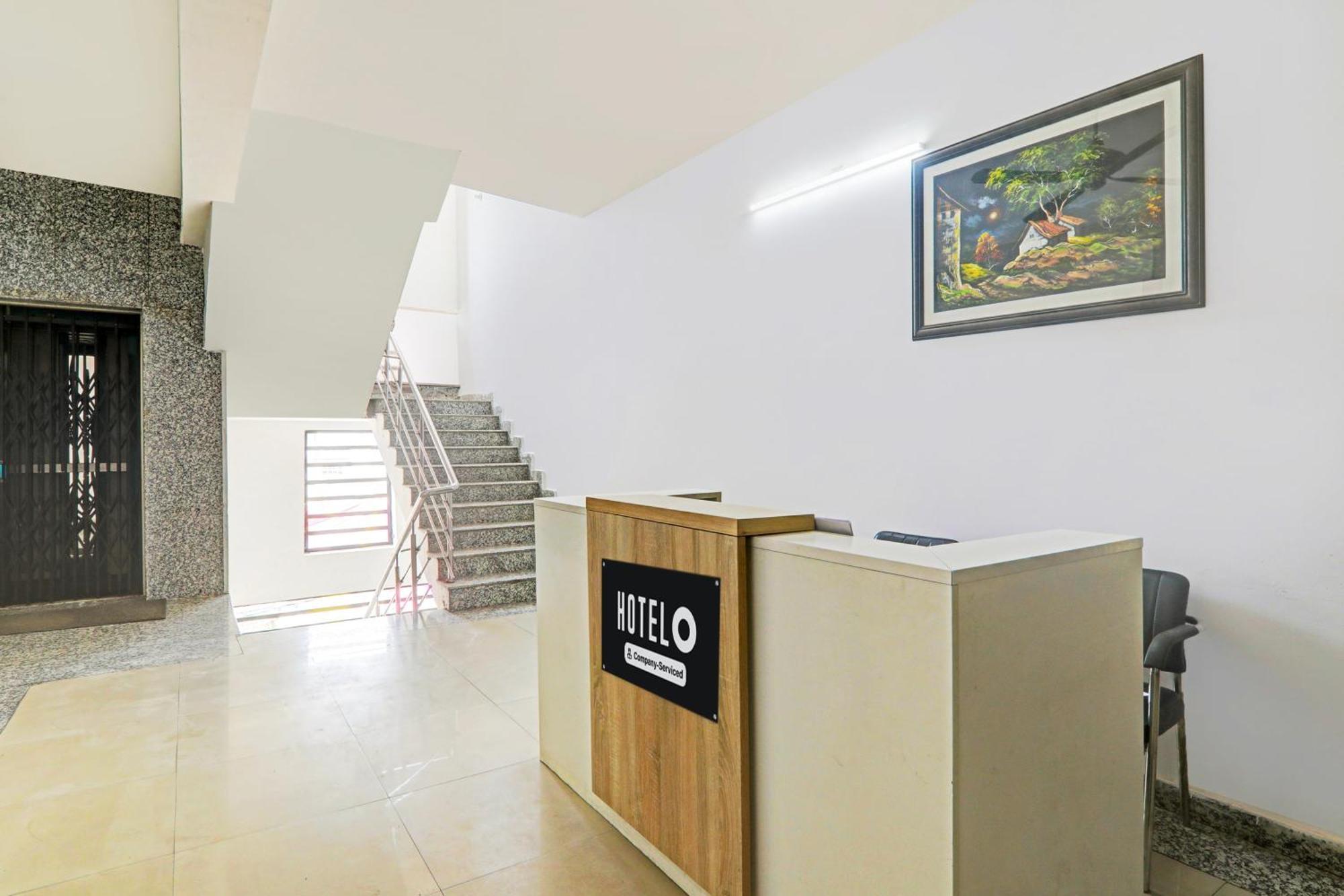 Super Hotel O Jankipuram Near Sahara State Formerly Basera Homes Hasanganj Exterior photo