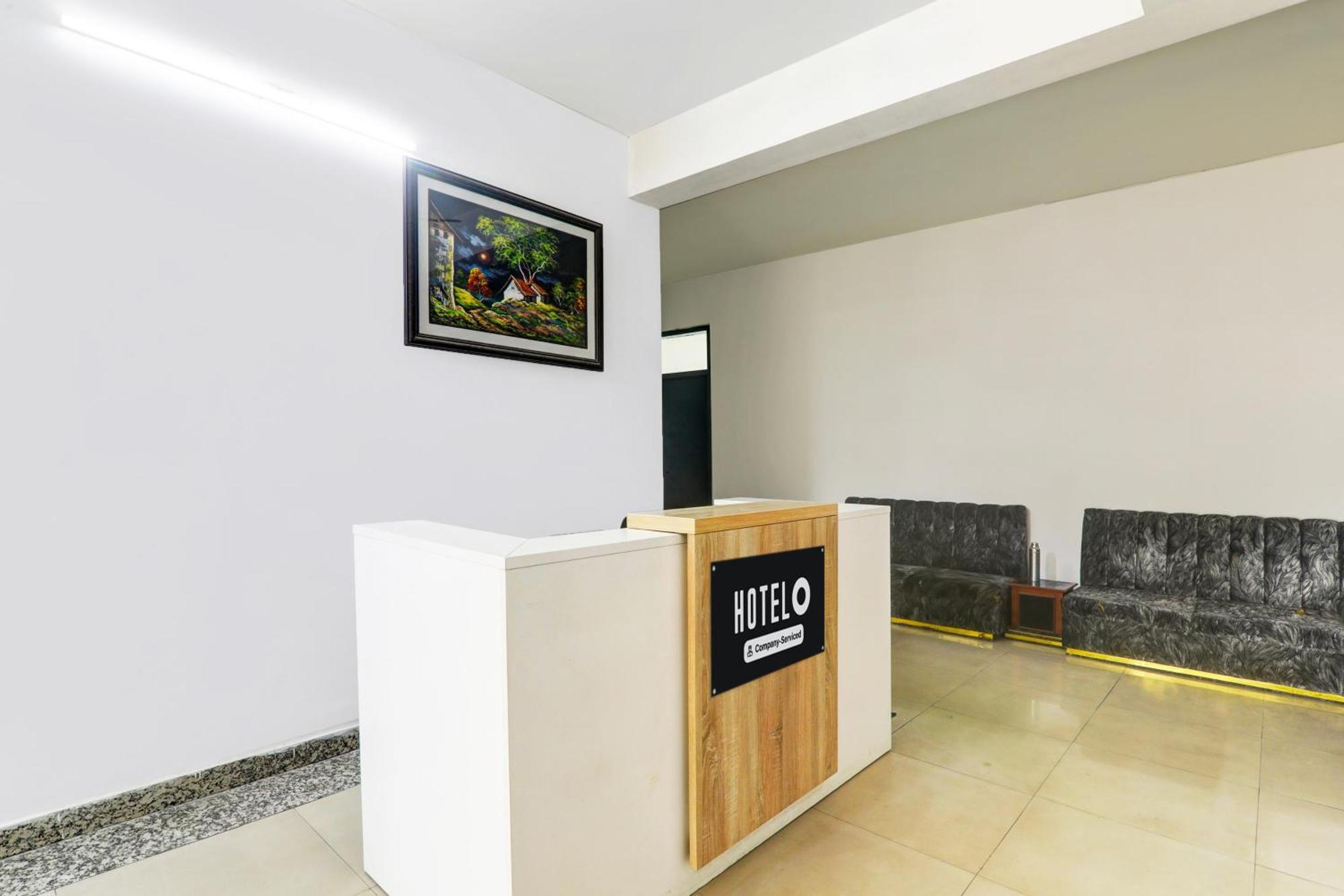 Super Hotel O Jankipuram Near Sahara State Formerly Basera Homes Hasanganj Exterior photo